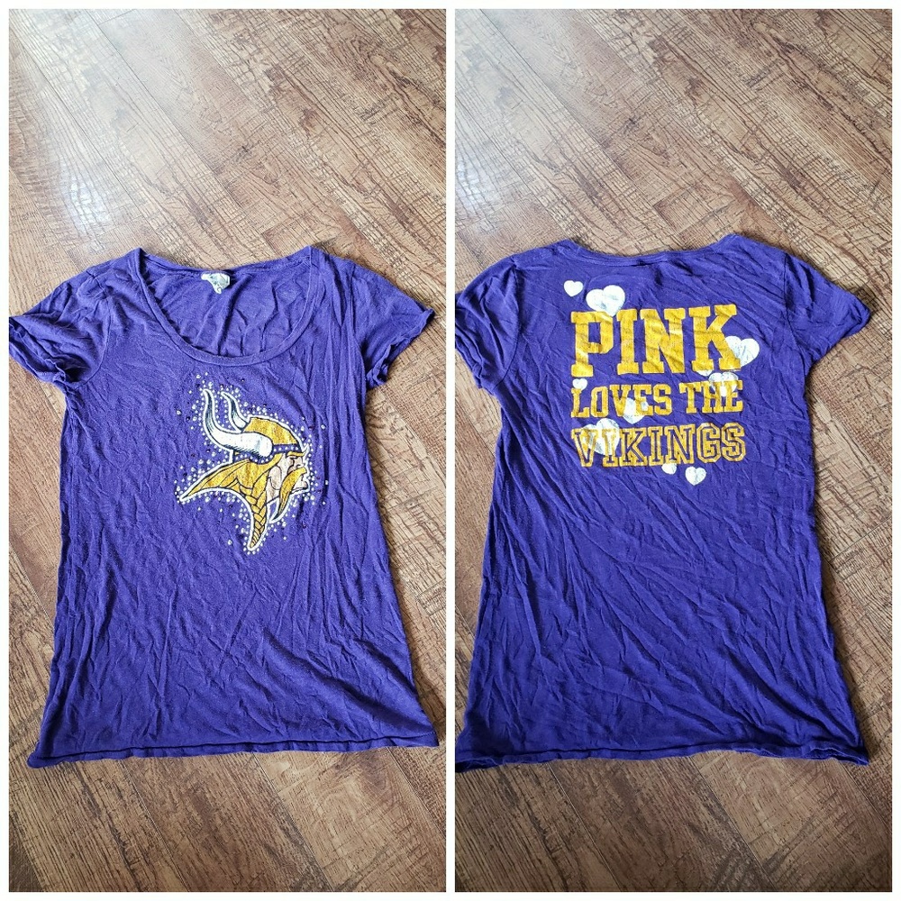 PINK Minnesota Vikings football medium tshirt